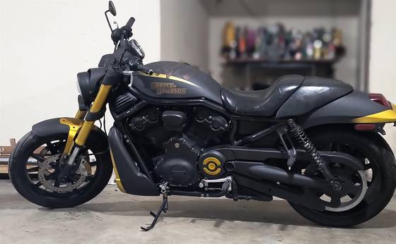 HARLEY-DAVIDSON V-ROD HARLEY-DAVIDSON V-ROD